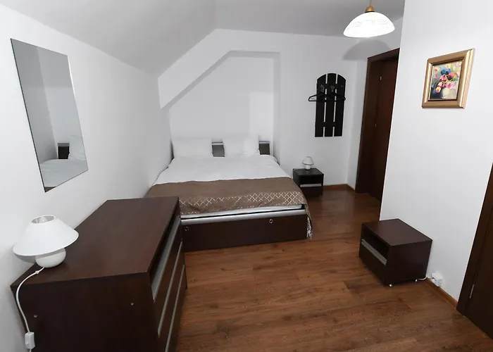 Casa Cu Scari